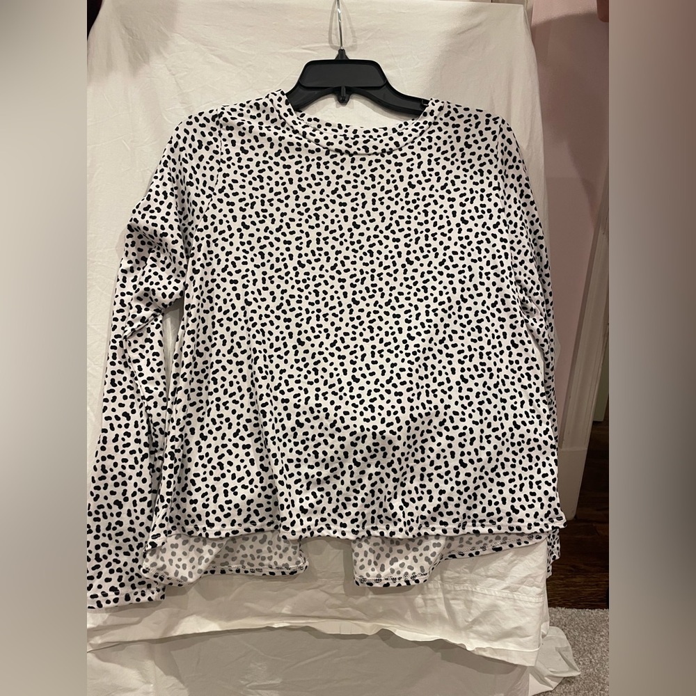 Revival black and white dot long sleeve shirt